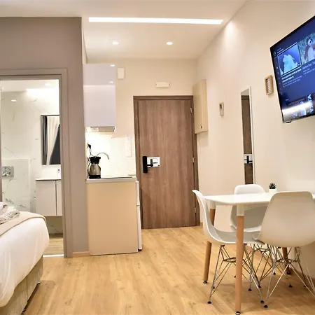 Mood Athens Luxury Apartments And Suites Buitenkant foto
